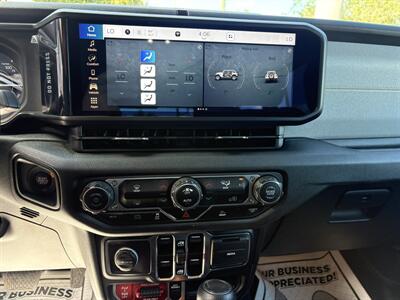 2024 Jeep Wrangler Willys 4xe   - Photo 14 - Lecanto, FL 34461