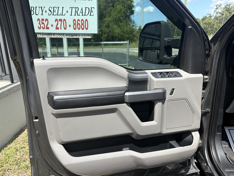 2015 Ford F-150 XLT - Photo 7 - Lecanto, FL 34461