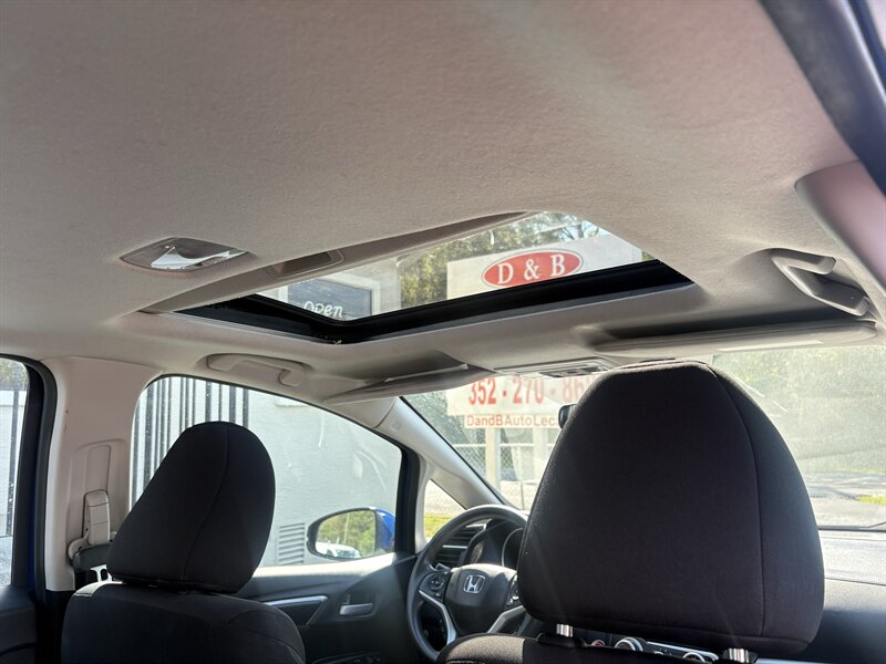 2019 Honda Fit EX - Photo 23 - Lecanto, FL 34461