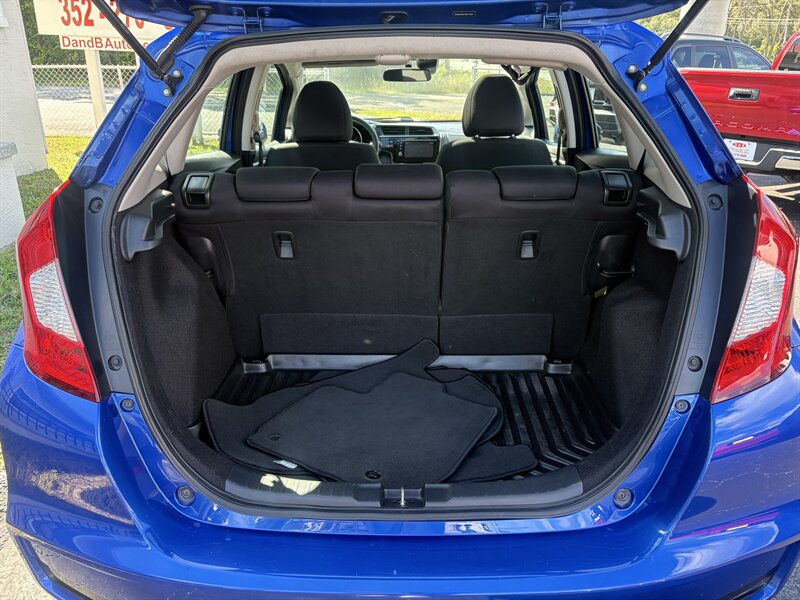 2019 Honda Fit EX - Photo 24 - Lecanto, FL 34461