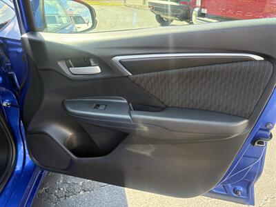 2019 Honda Fit EX - Photo 18 - Lecanto, FL 34461