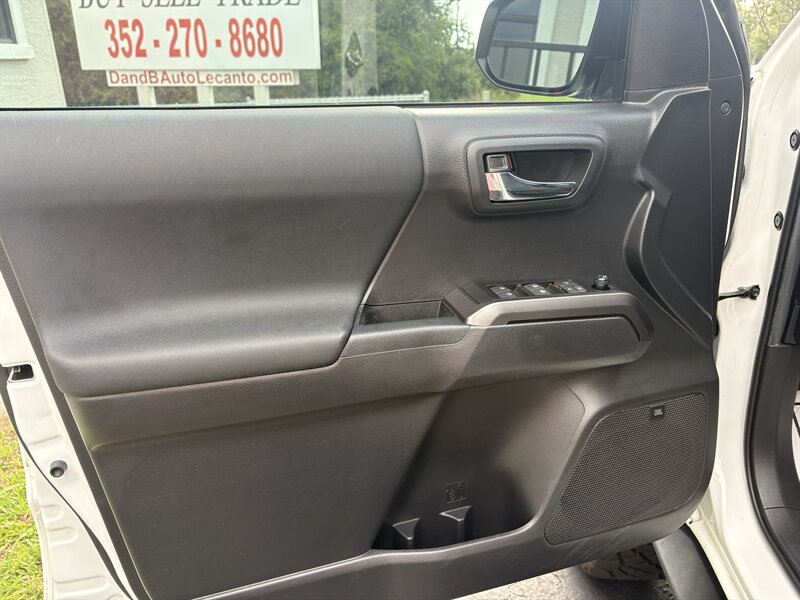 2022 Toyota Tacoma TRD Sport - Photo 7 - Lecanto, FL 34461