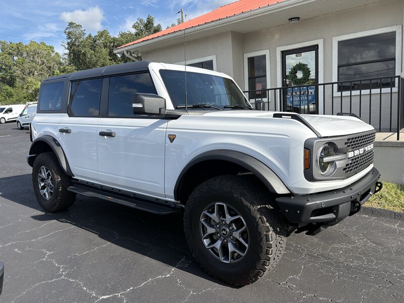 2024 Ford Bronco Badlands   - Photo 1 - Lecanto, FL 34461
