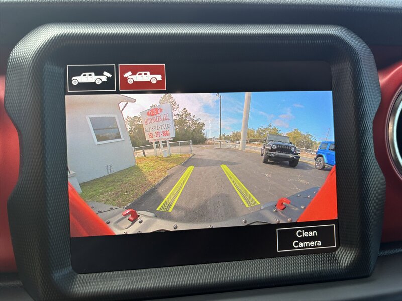 2022 Jeep Gladiator Rubicon - Photo 16 - Lecanto, FL 34461