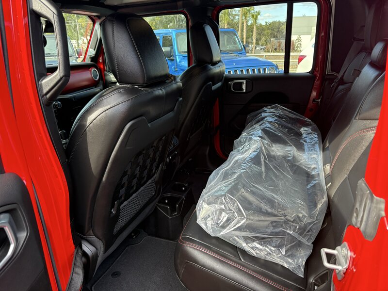 2022 Jeep Gladiator Rubicon - Photo 24 - Lecanto, FL 34461