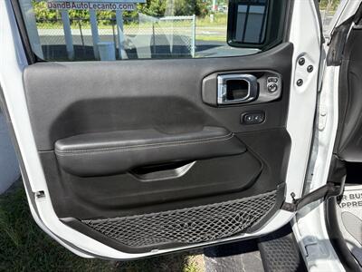 2022 Jeep Wrangler Unlimited Sahara - Photo 9 - Lecanto, FL 34461