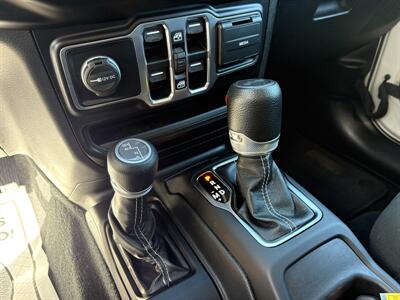 2022 Jeep Wrangler Unlimited Sahara - Photo 14 - Lecanto, FL 34461