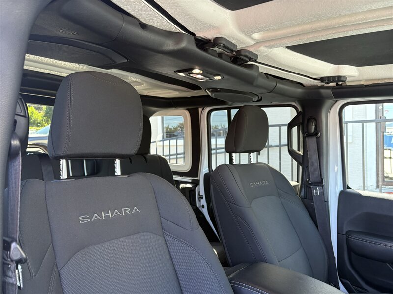 2022 Jeep Wrangler Unlimited Sahara - Photo 18 - Lecanto, FL 34461