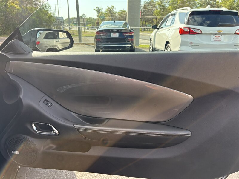 2011 Chevrolet Camaro 2LT - Photo 21 - Lecanto, FL 34461