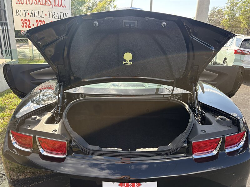 2011 Chevrolet Camaro 2LT - Photo 27 - Lecanto, FL 34461