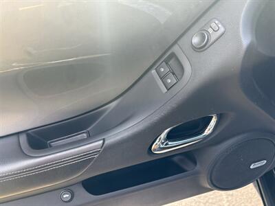 2011 Chevrolet Camaro 2LT - Photo 19 - Lecanto, FL 34461