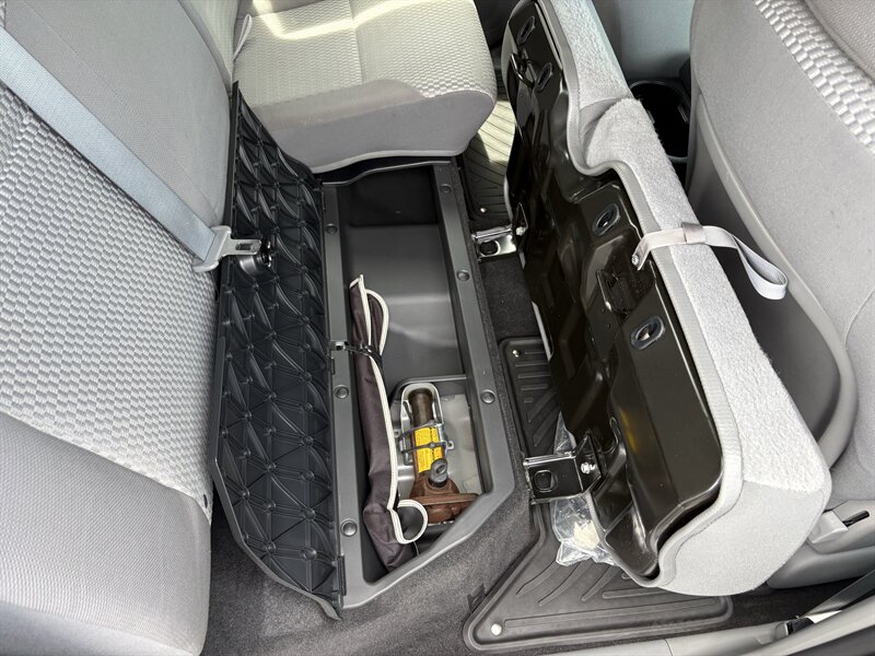 2014 Toyota Tacoma - Photo 25 - Lecanto, FL 34461