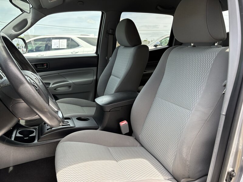 2014 Toyota Tacoma - Photo 9 - Lecanto, FL 34461
