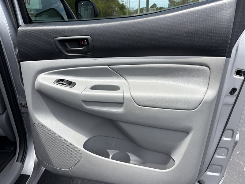 2014 Toyota Tacoma - Photo 21 - Lecanto, FL 34461