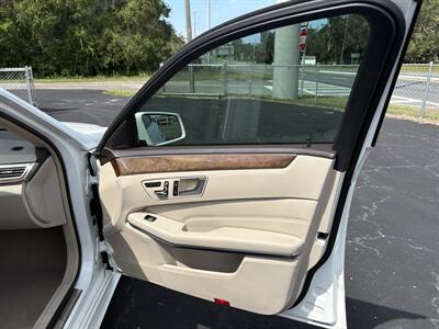 2014 Mercedes-Benz E 350 Luxury   - Photo 7 - Lecanto, FL 34461