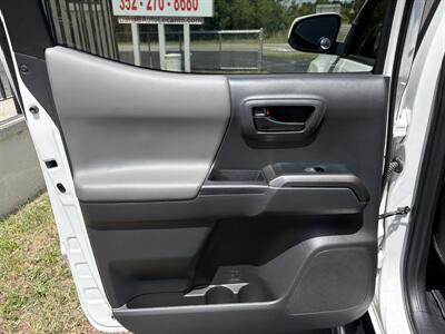 2023 Toyota Tacoma SR5 V6 - Photo 27 - Lecanto, FL 34461