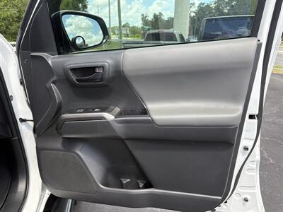 2023 Toyota Tacoma SR5 V6 - Photo 20 - Lecanto, FL 34461