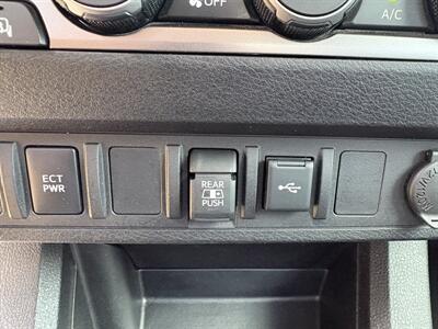2023 Toyota Tacoma SR5 V6 - Photo 18 - Lecanto, FL 34461