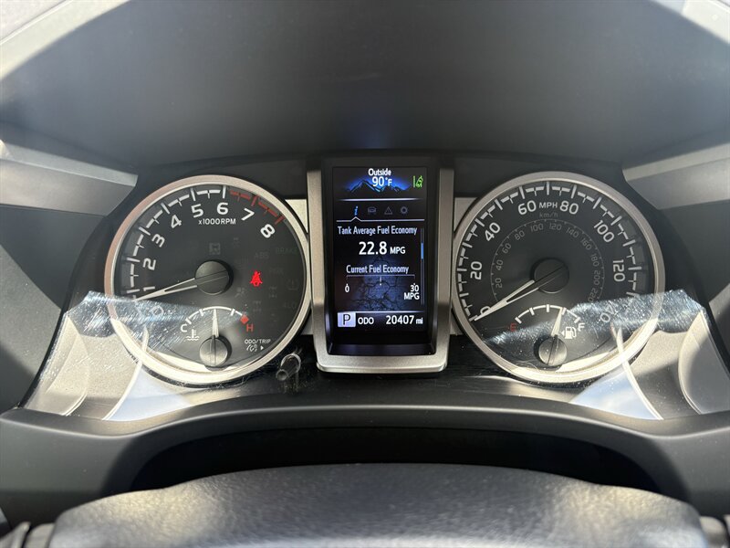 2023 Toyota Tacoma SR5 V6 - Photo 11 - Lecanto, FL 34461