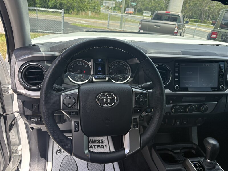 2023 Toyota Tacoma SR5 V6 - Photo 10 - Lecanto, FL 34461