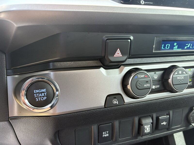 2023 Toyota Tacoma SR5 V6 - Photo 19 - Lecanto, FL 34461