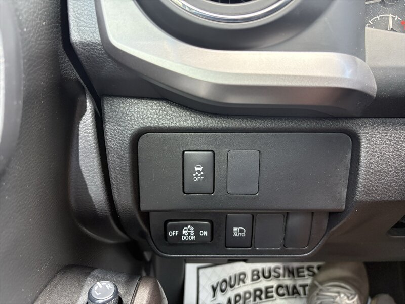 2023 Toyota Tacoma SR5 V6 - Photo 16 - Lecanto, FL 34461