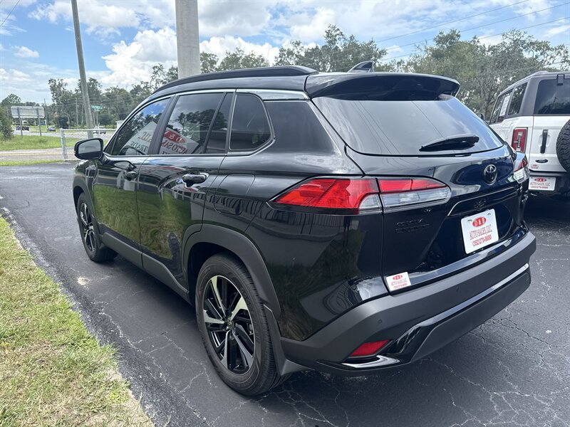 2025 Toyota Corolla Cross Hybrid XSE - Photo 5 - Lecanto, FL 34461