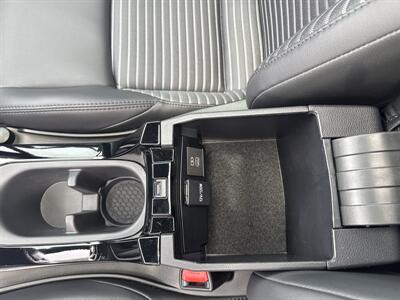 2025 Toyota Corolla Cross Hybrid XSE - Photo 26 - Lecanto, FL 34461