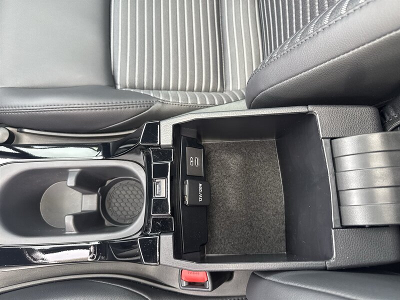2025 Toyota Corolla Cross Hybrid XSE - Photo 26 - Lecanto, FL 34461