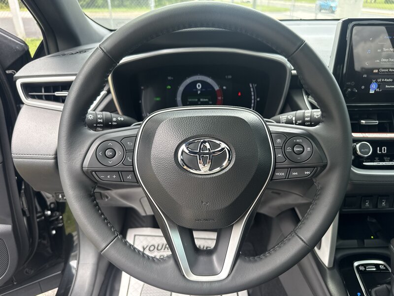 2025 Toyota Corolla Cross Hybrid XSE - Photo 18 - Lecanto, FL 34461