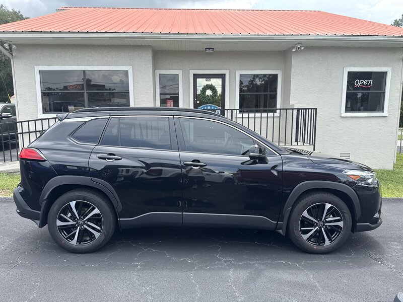 2025 Toyota Corolla Cross Hybrid XSE - Photo 10 - Lecanto, FL 34461