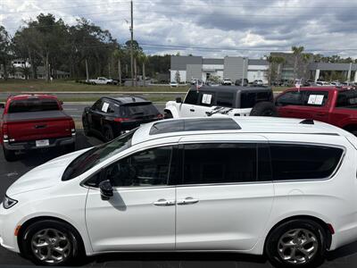 2024 Chrysler Pacifica Limited   - Photo 30 - Lecanto, FL 34461