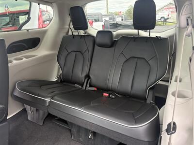 2024 Chrysler Pacifica Limited   - Photo 19 - Lecanto, FL 34461