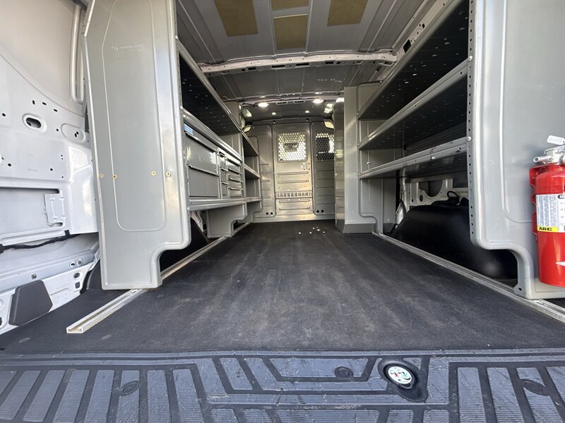 2020 Ford Transit 150 Low Roof - Photo 39 - Lecanto, FL 34461