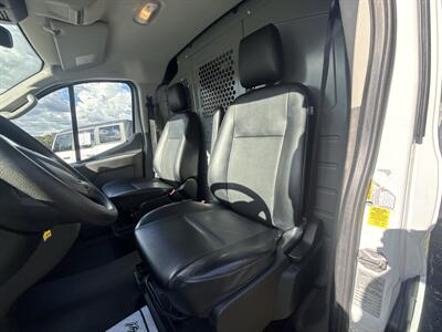 2020 Ford Transit 150 Low Roof - Photo 16 - Lecanto, FL 34461