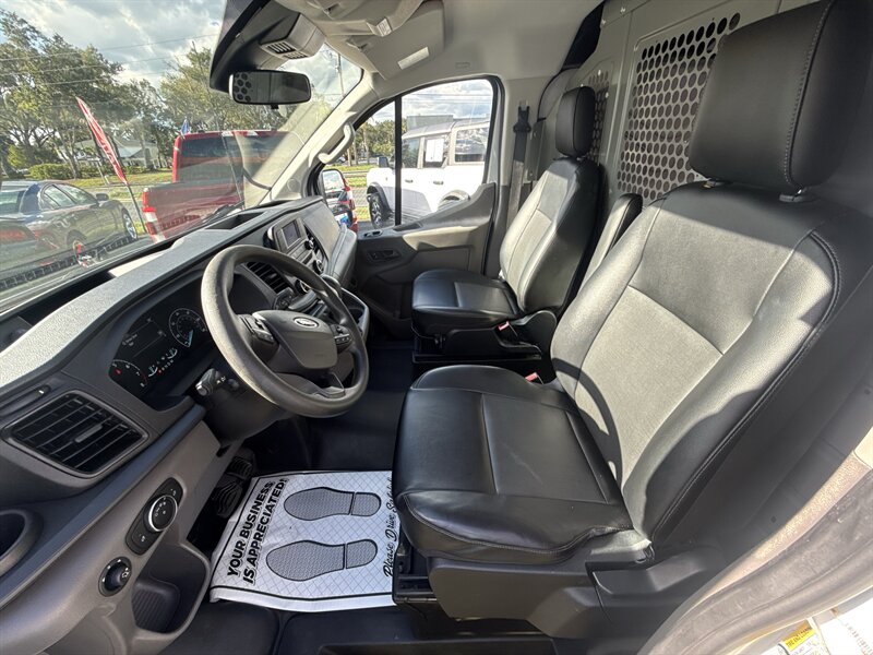 2020 Ford Transit 150 Low Roof - Photo 15 - Lecanto, FL 34461