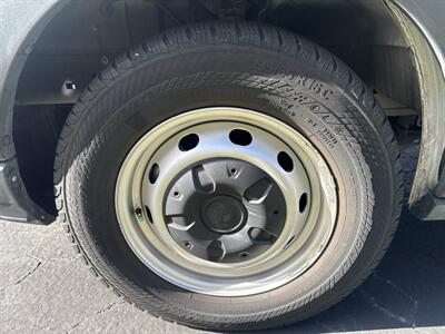2020 Ford Transit 150 Low Roof - Photo 11 - Lecanto, FL 34461