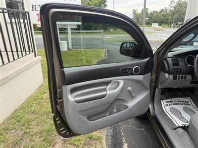 2011 Toyota Tacoma   - Photo 9 - Lecanto, FL 34461