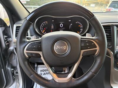 2017 Jeep Grand Cherokee Overland   - Photo 11 - Lecanto, FL 34461