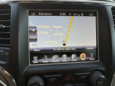 2017 Jeep Grand Cherokee Overland   - Photo 12 - Lecanto, FL 34461