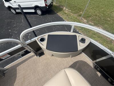 2023 Suntracker 20' Fishing Barge DLX - Photo 17 - Lecanto, FL 34461