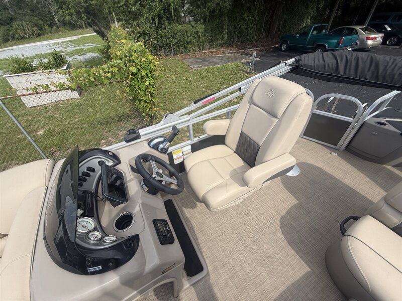 2023 Suntracker 20' Fishing Barge DLX - Photo 30 - Lecanto, FL 34461