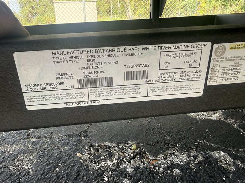 2023 Suntracker 20' Fishing Barge DLX - Photo 12 - Lecanto, FL 34461