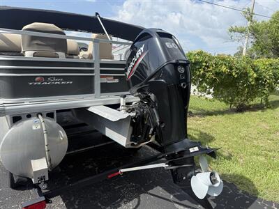 2023 Suntracker 20' Fishing Barge DLX - Photo 11 - Lecanto, FL 34461