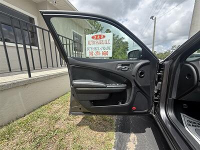 2014 Dodge Charger SXT - Photo 10 - Lecanto, FL 34461