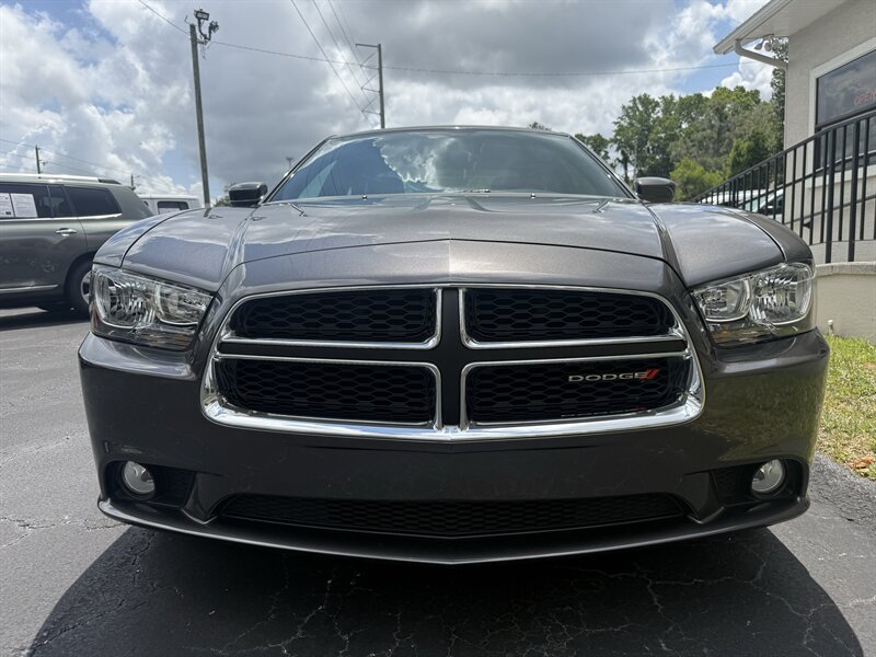 2014 Dodge Charger SXT - Photo 2 - Lecanto, FL 34461