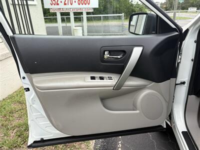 2011 Nissan Rogue SL   - Photo 7 - Lecanto, FL 34461