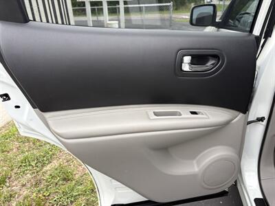 2011 Nissan Rogue SL   - Photo 25 - Lecanto, FL 34461
