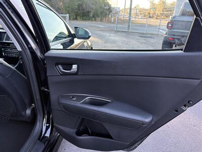 2020 Kia Optima S   - Photo 21 - Lecanto, FL 34461