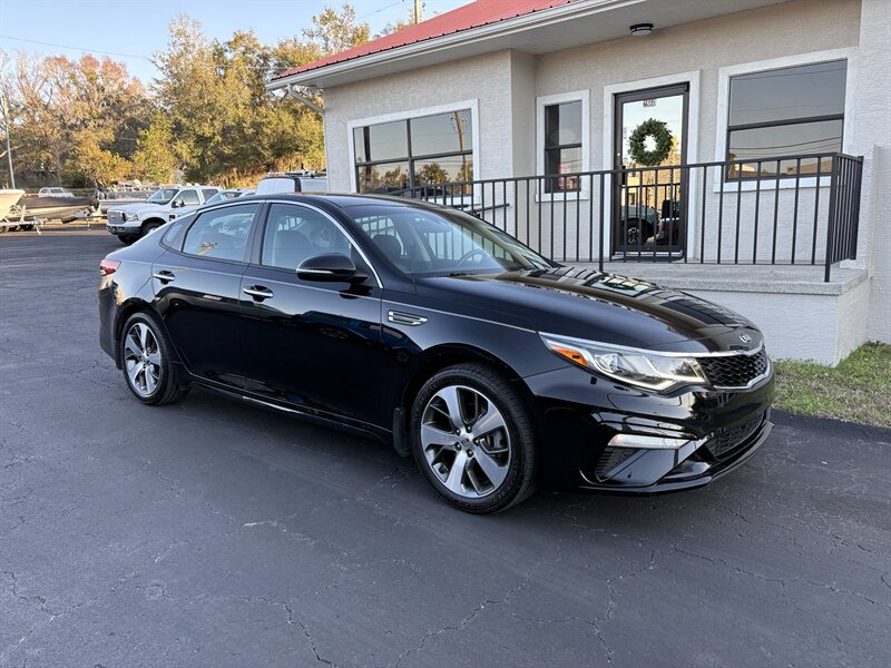 2020 Kia Optima S   - Photo 1 - Lecanto, FL 34461